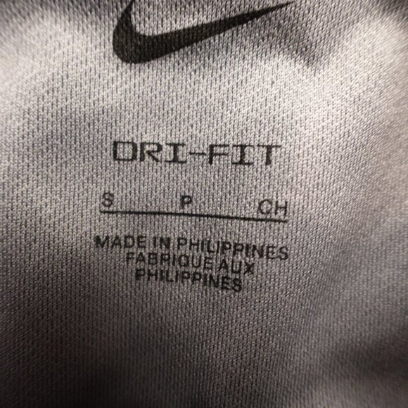 Nike Dri-Fit Running Shorts Women’s Small Gray Athletic Liner Performance - Picture 3 of 10